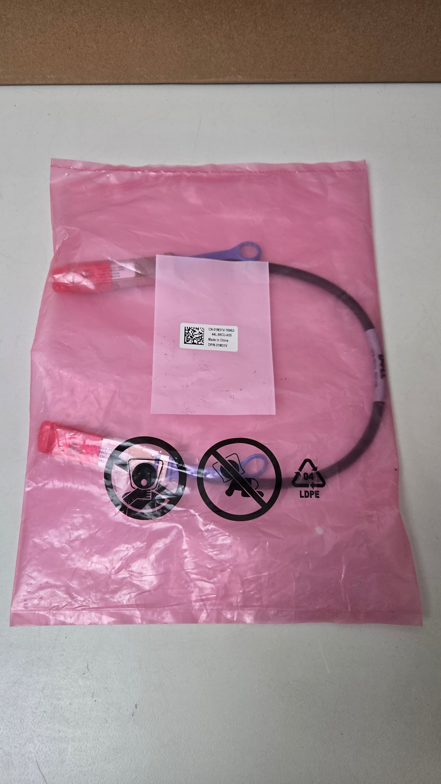 1M31V DELL Force 10 QSFP-40GE Passive Copper Network Cable 0.5m 01M31V