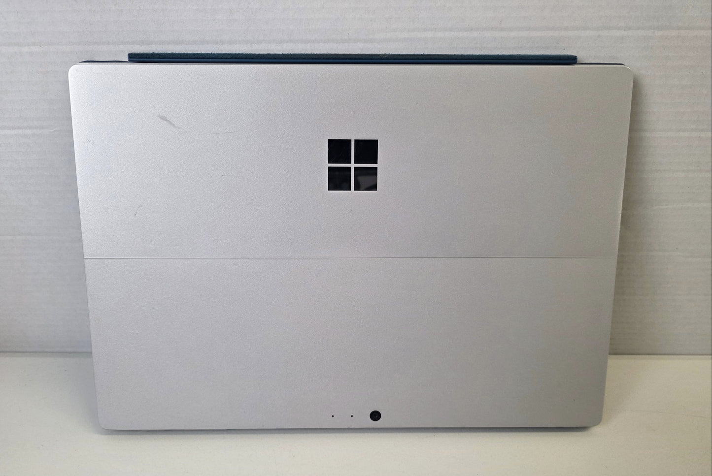 Microsoft Surface Pro 5. i5-7300U. 8GB. 256GB SSD. Tablet only. No charger. Win 11