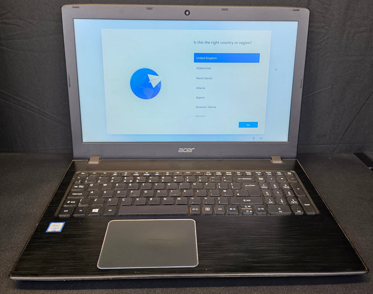 Acer TravelMate P259-M i3 6th Gen 16GB Ram 256 SSD