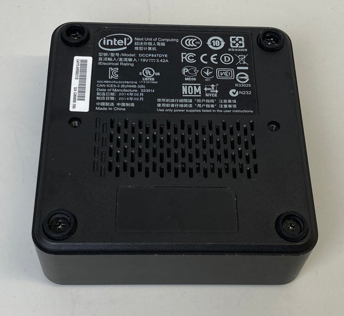 Intel NUC DCCP847DYE Desktop Computer 8GB RAM No SSD