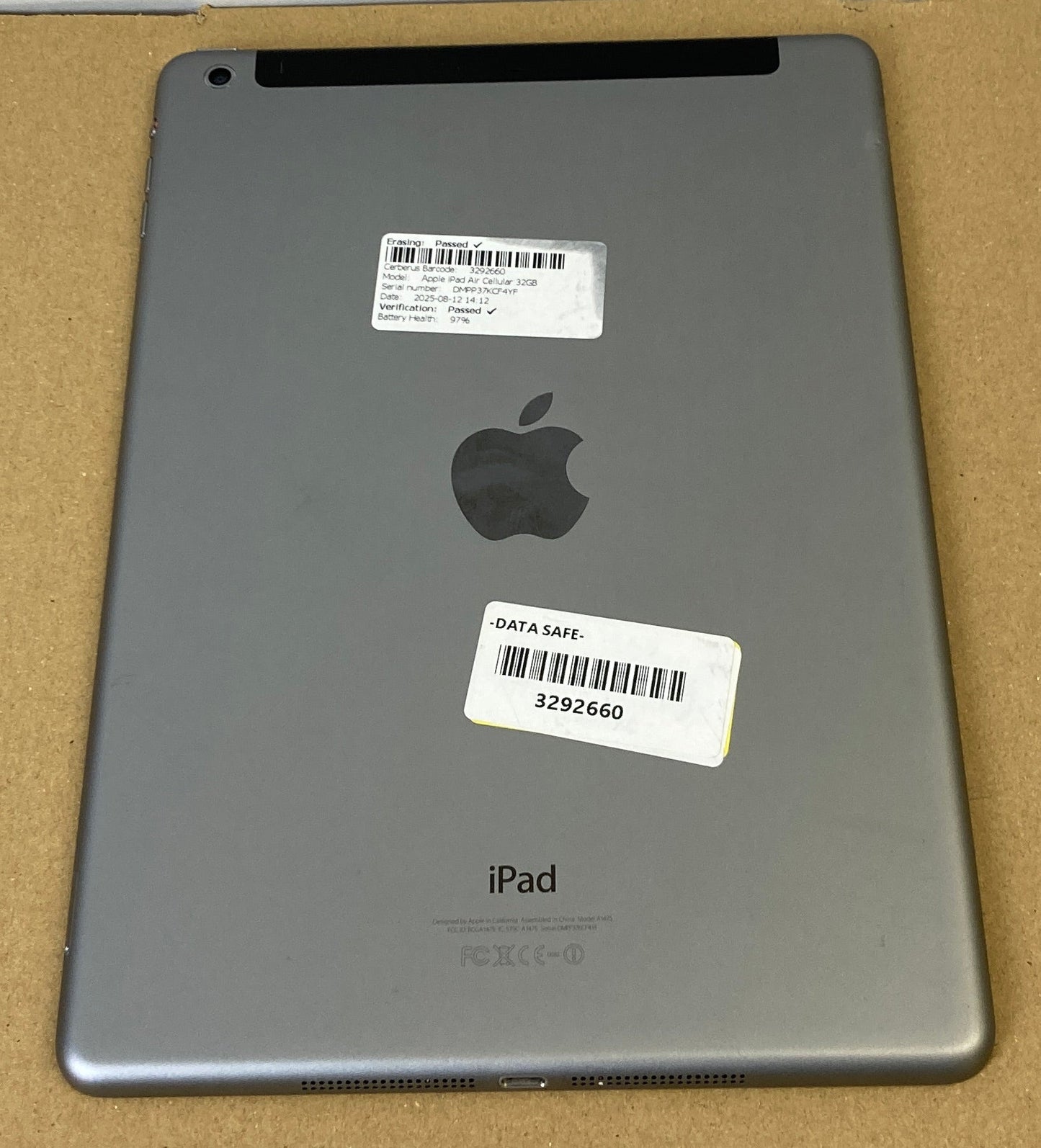 Apple iPad Air 1st Gen Silver 32GB Wifi/4G A1475 9.7"