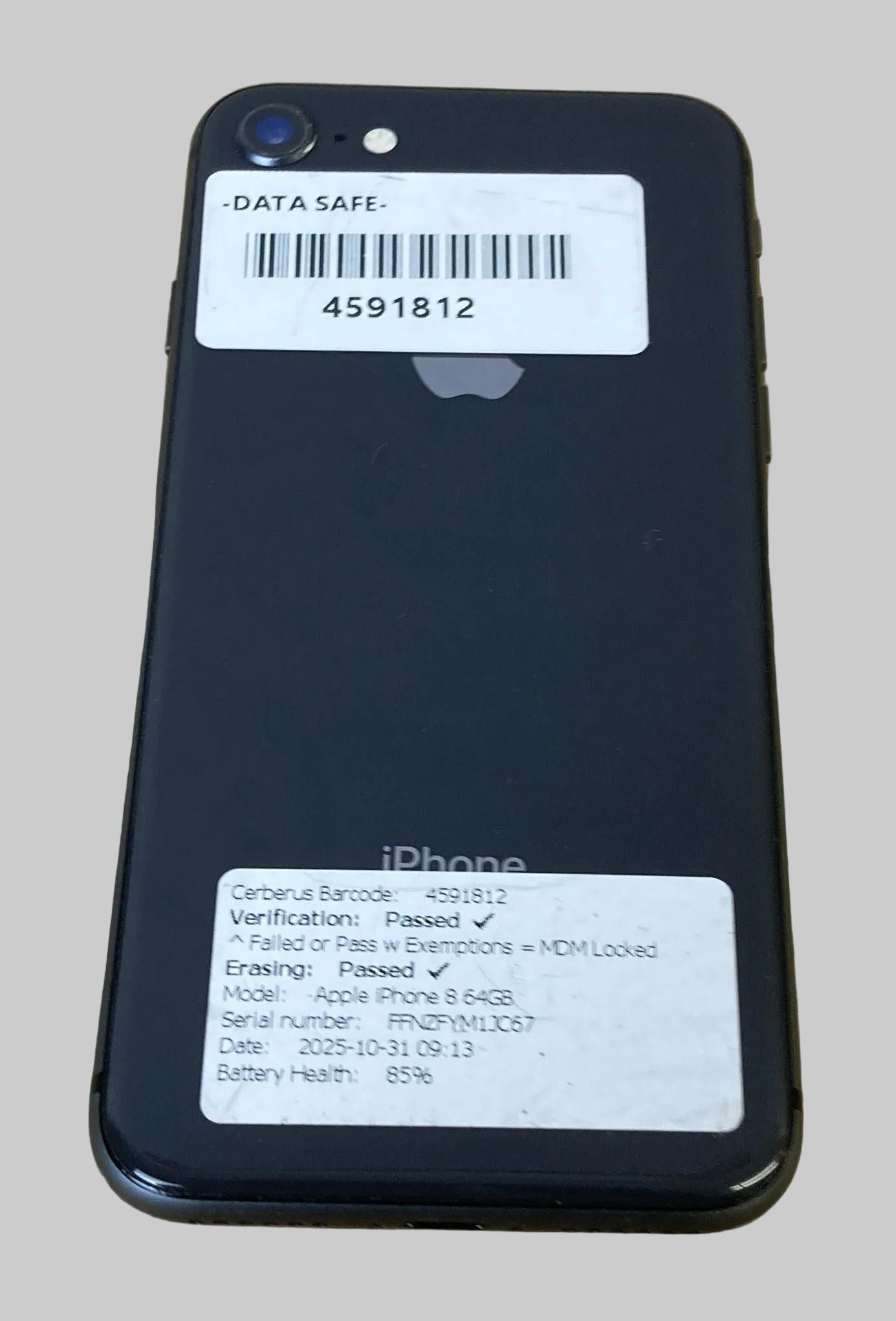 Apple iPhone 8 Smartphone 64GB Black Mobile Phone IOS Cracked