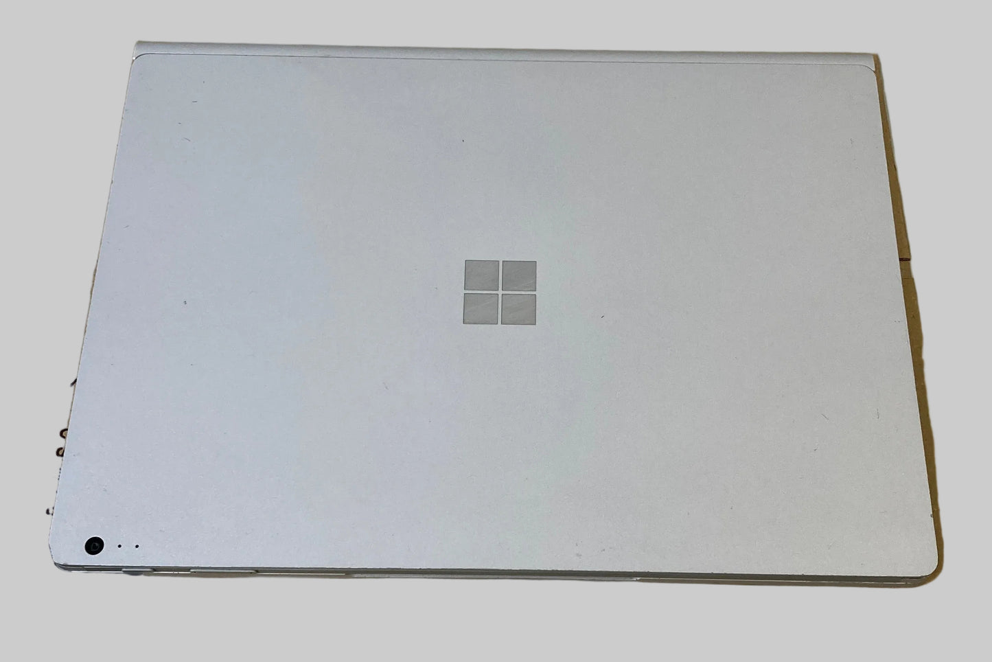 Microsoft Surface Book 2 1832 13.5" Core i5-7300U 8GB RAM 128GB