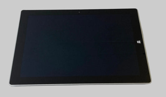 Microsoft Surface 3. x7-Z8700. 4GB RAM. 64GB SSD. Win 10