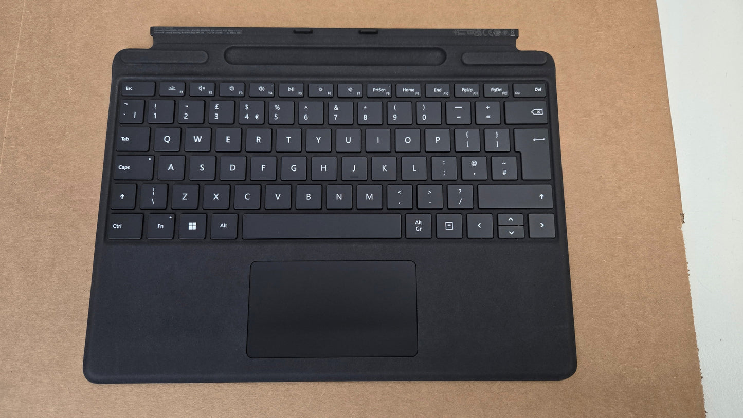 Microsoft 1864 Surface Pro 8, 9, 10, 11 UK QWERTY Keyboard Type Cover