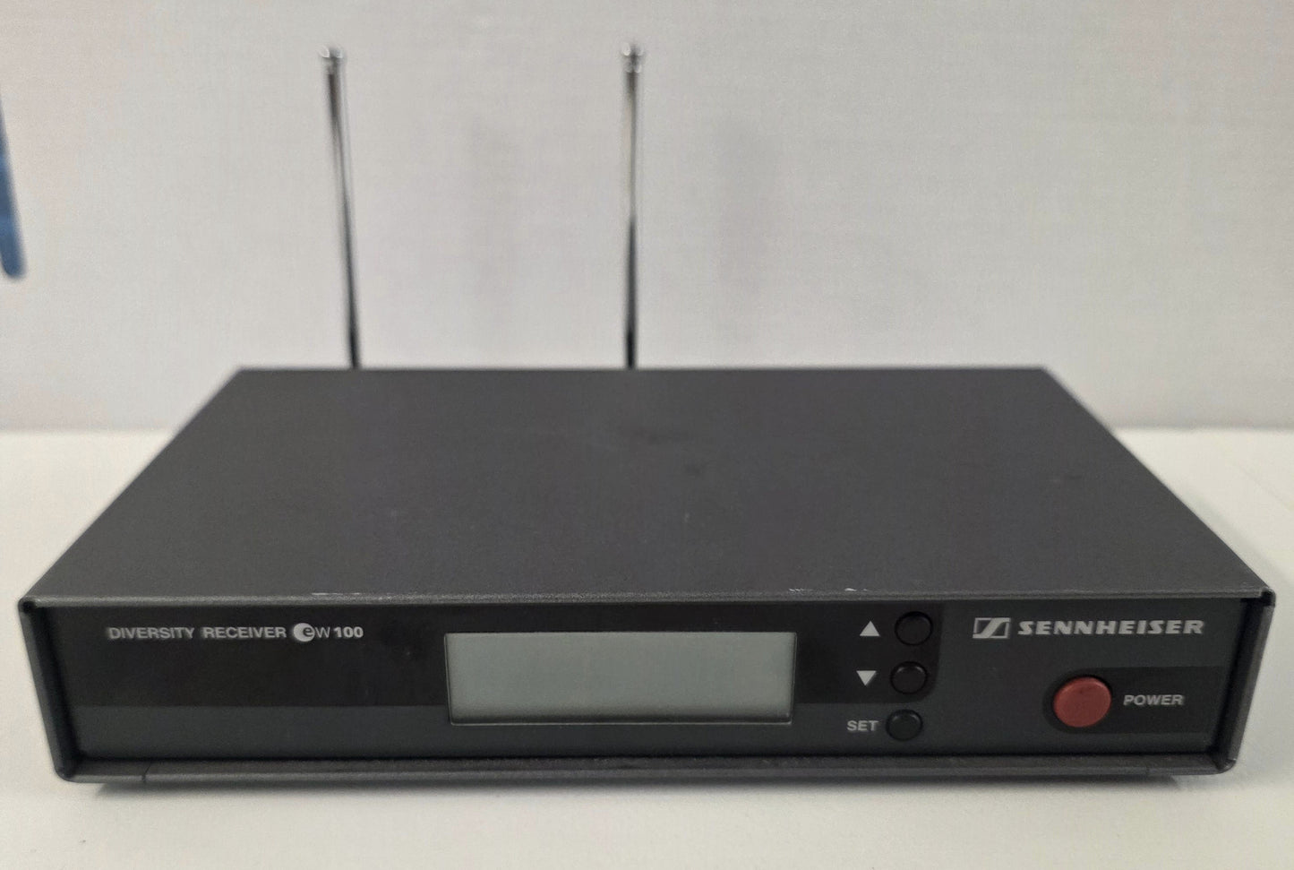 Sennheiser True Diversity Receiver Ew 100 Ew100 Em 100 838-870 MHz