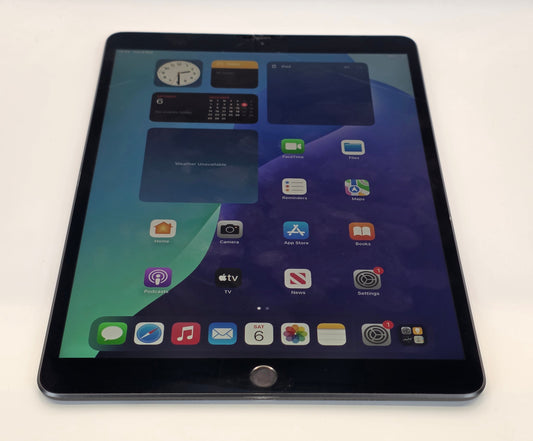 Apple iPad Air 3rd Gen Space Grey 64GB Wifi Only A2152 10.5" Cracked