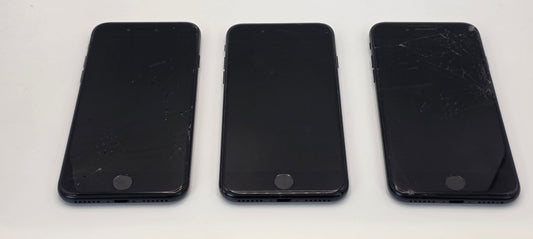 Apple iPhone SE 3rd Generation 2022 64GB Black Unlocked D Grade Cracked