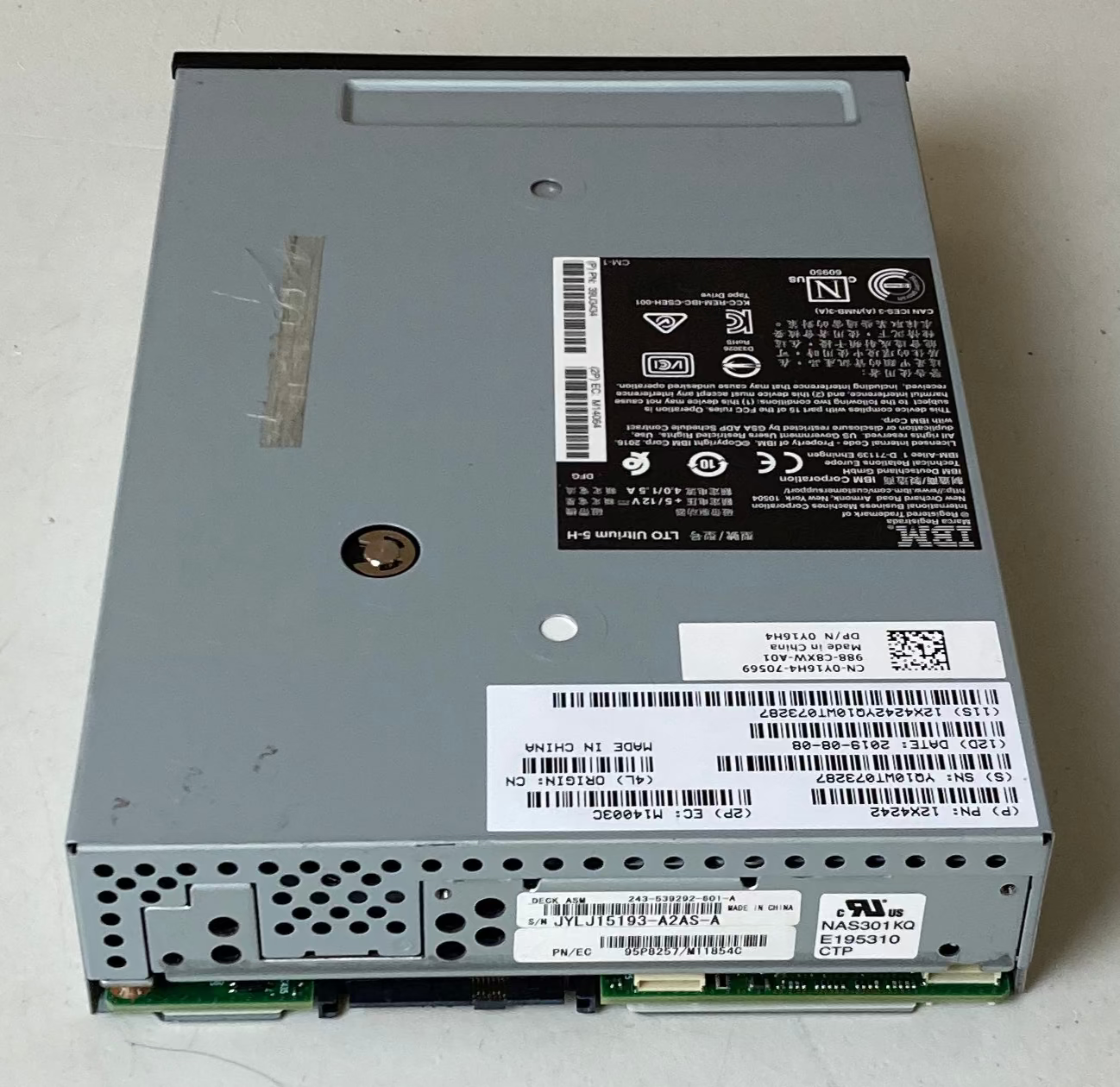 0Y16H4 Dell LTO Ultrium 5-H Tape Drive + SAS Controller