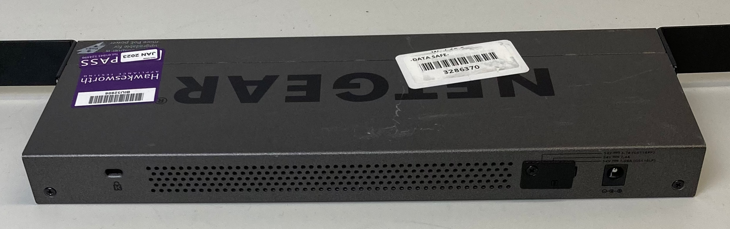 NETGEAR GS116LP Network Switch PoE Switch 16 Port RJ-45 Unmanaged W/ Brackets