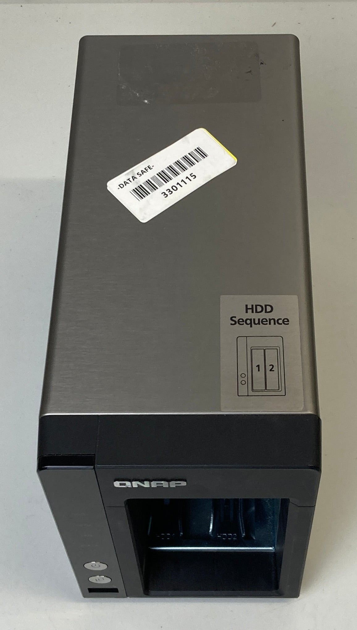 QNAP TS-221 NAS