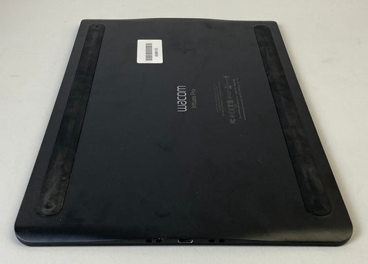 Black Wacom Intuos Pro Medium PTH-660 Tablet