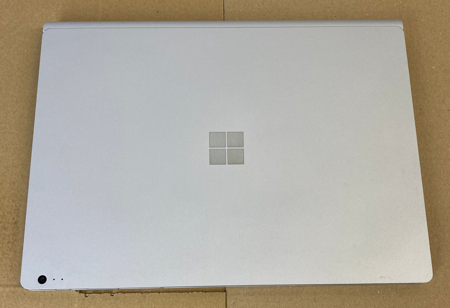 Microsoft Surface Book 2 1832 13.5" Core i5-7300U 8GB RAM 256GB