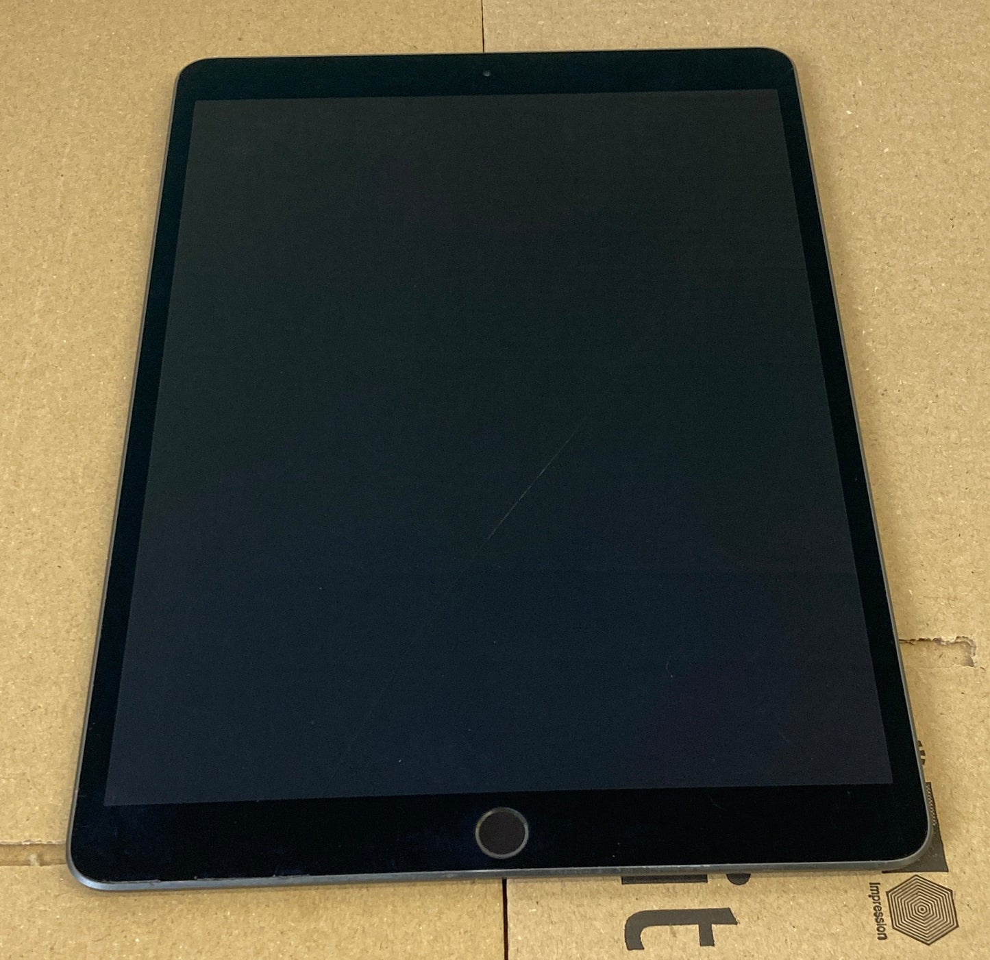 Apple iPad Air 3rd Gen Space Grey 64GB Wifi Only A2152 10.5"