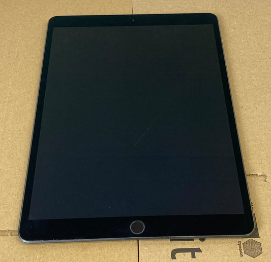 Apple iPad Air 3rd Gen Space Grey 64GB Wifi Only A2152 10.5"