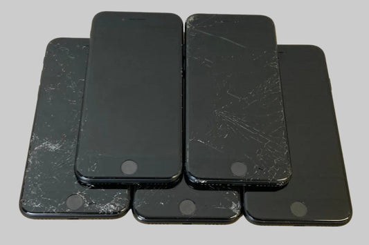 Apple iPhone SE (3rd Generation, 2022), 64GB, Black, Unlocked, Cracked