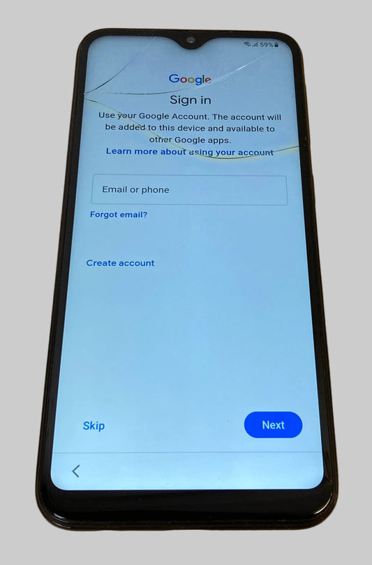Samsung Galaxy A20e, 32GB, Dual Sim, Vodafone Locked, Cracked