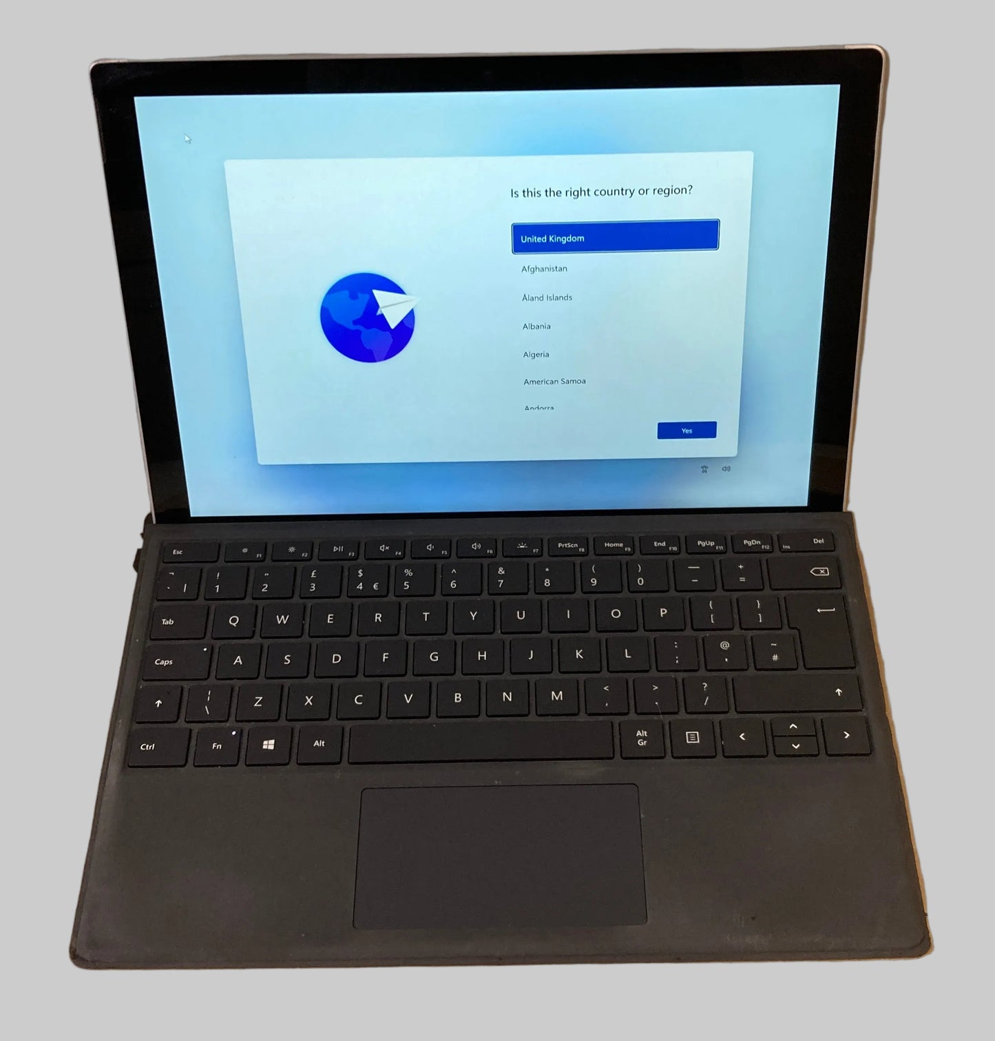 Microsoft Surface Pro 6 I5-8350U 8GB RAM 128GB SSD 12.3" with Keyboard