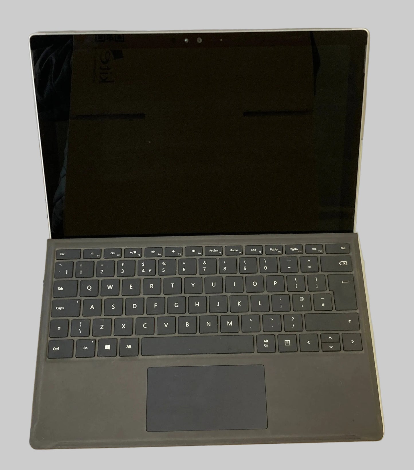 Microsoft Surface Pro 4. i7-6650U. 8GB. 256GB SSD. Win 11