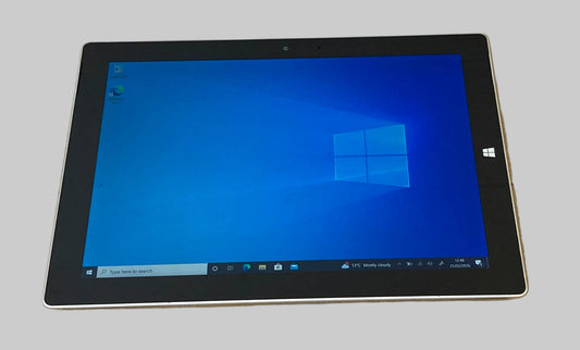 Microsoft Surface 3. x7-Z8700. 4GB RAM. 64GB SSD. Win 10