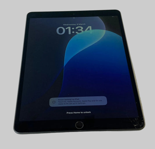 Apple iPad Air 3rd Gen Space Grey 64GB Wifi Only A2152 10.5" Cracked