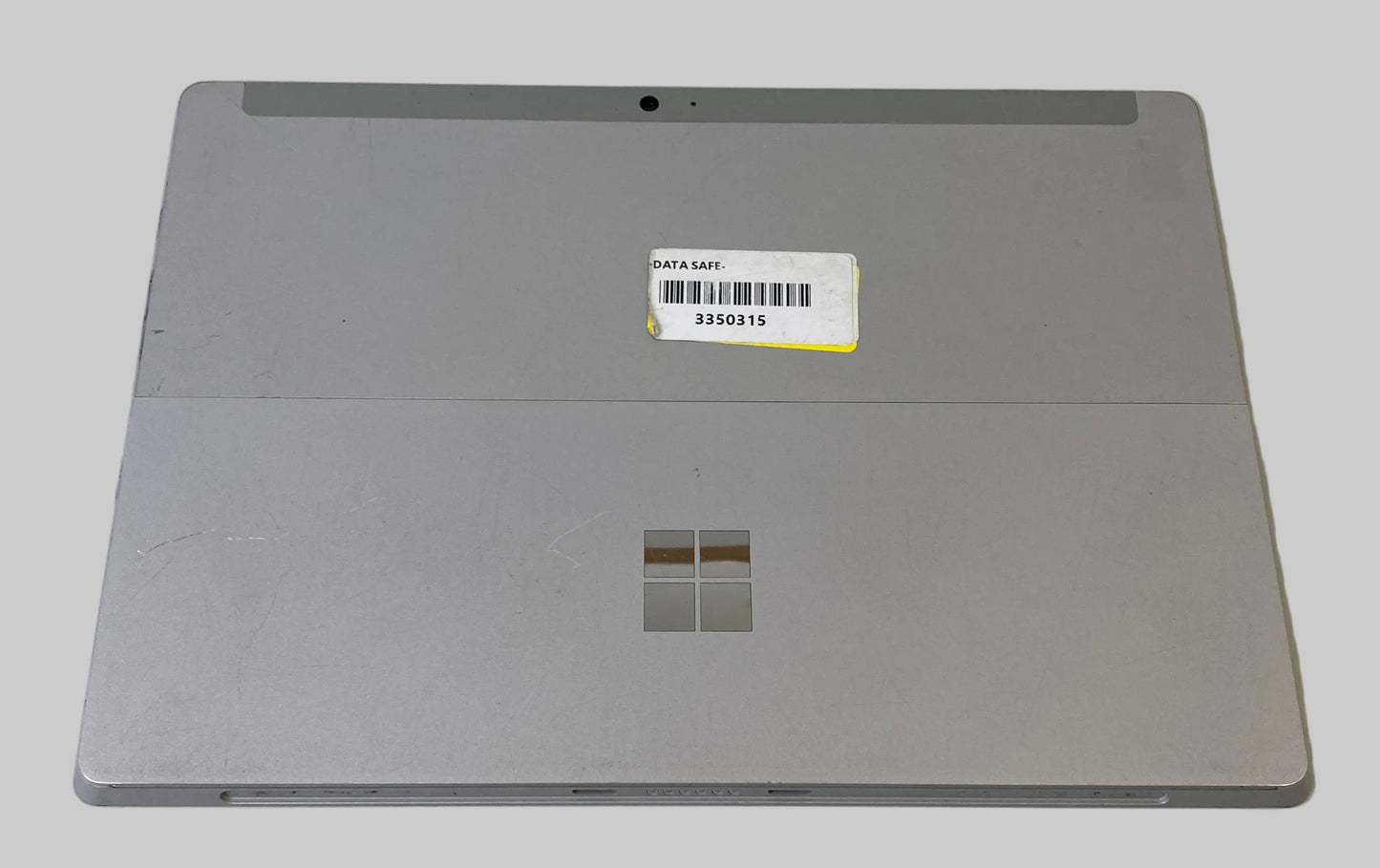 Microsoft Surface 3. x7-Z8700. 4GB RAM. 64GB SSD. Win 10