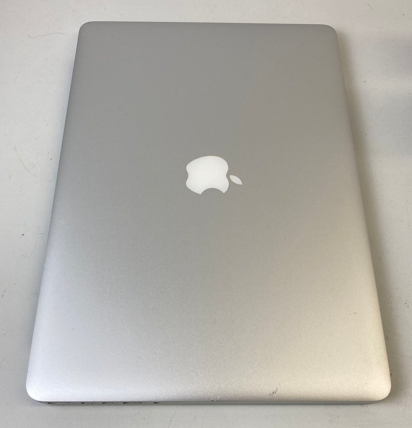 MacBook Pro (15-inch, 2015) 2.2GHz 4‑core Intel Core i7-4770HQ 512GB 16GB