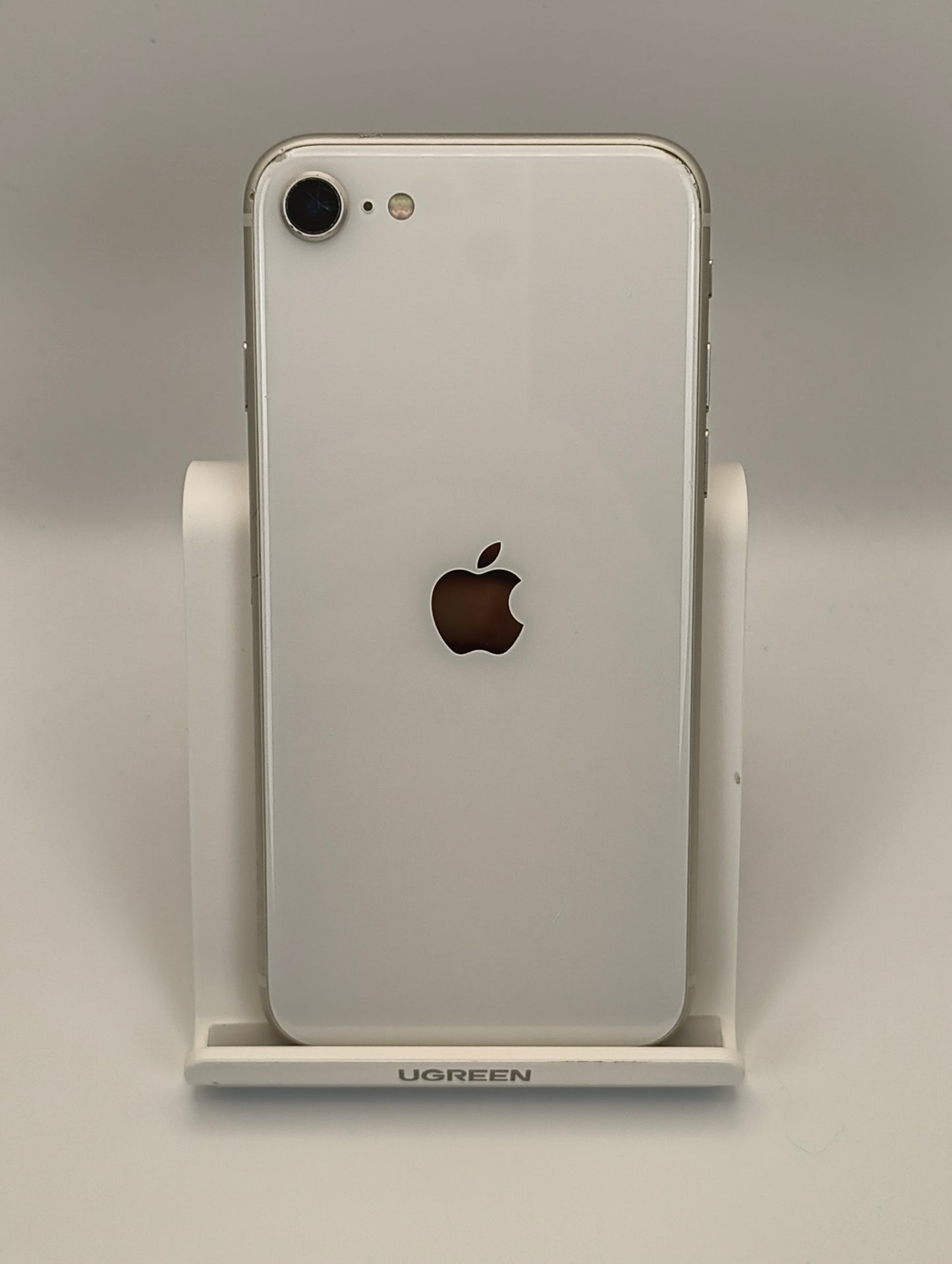 Apple iPhone SE 3rd Generation 2022 64GB White Unlocked Cracked