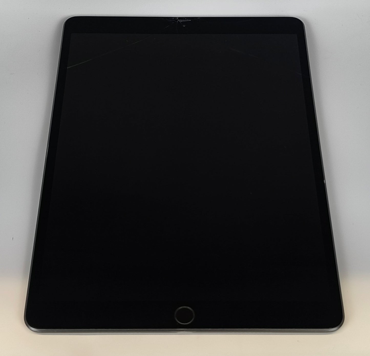 Apple iPad Air 3rd Gen Space Grey 64GB Wifi Only A2152 10.5" Cracked
