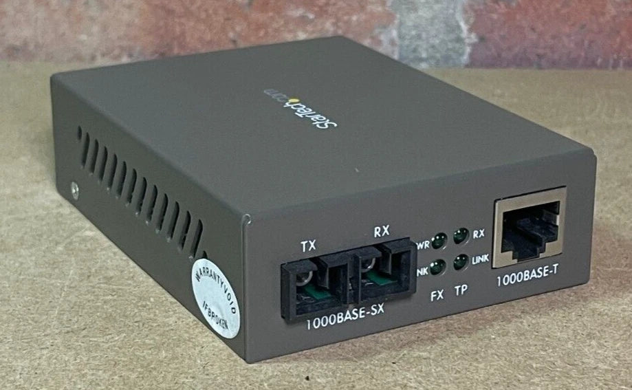 StarTech 1000 Mbps Gigabit Multi Mode Fiber Ethernet Media Converter SC 550m